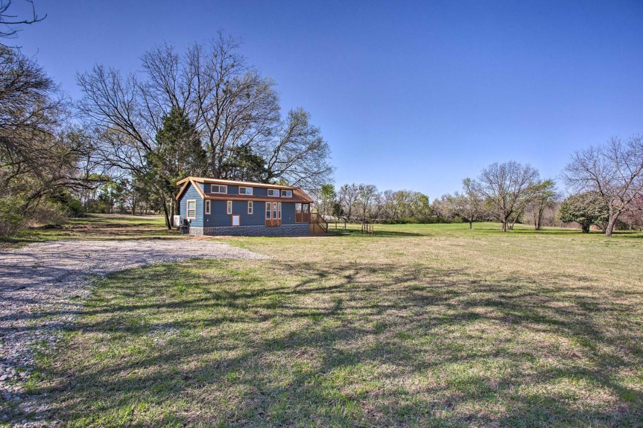 Cozy Mckinney Tiny Home With Porch And Fire Pit! Exterior photo