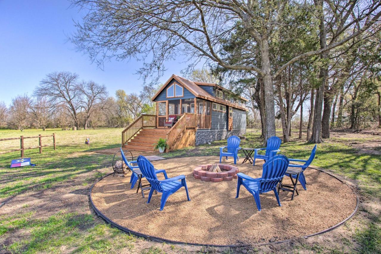 Cozy Mckinney Tiny Home With Porch And Fire Pit! Exterior photo